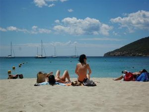 Eivissa: Guía del centro, las murallas y el tráfico del puerto